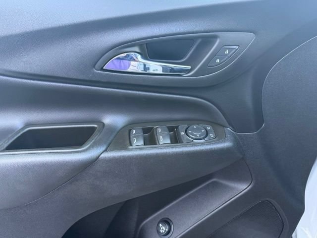 2023 Chevrolet Equinox LT - Photo 23