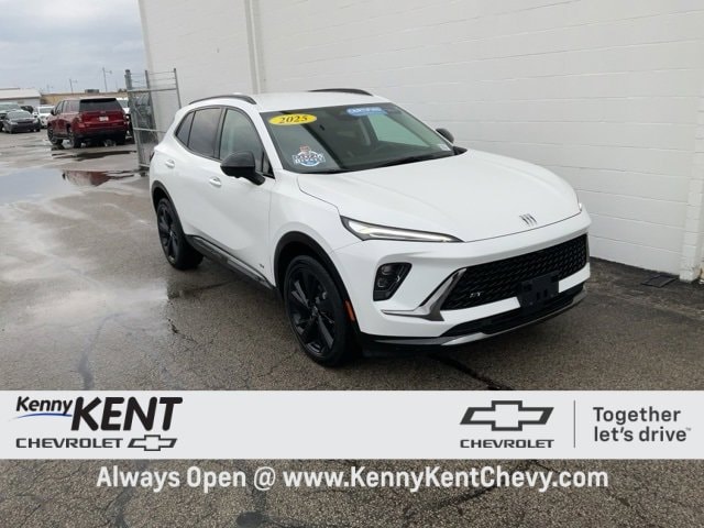 2025 Buick Envision Sport Touring's photo