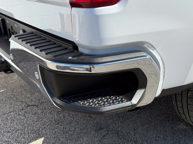 2024 Chevrolet Silverado 1500 LTZ - Photo 12