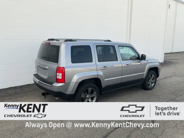 2017 Jeep Patriot Sport photo 2