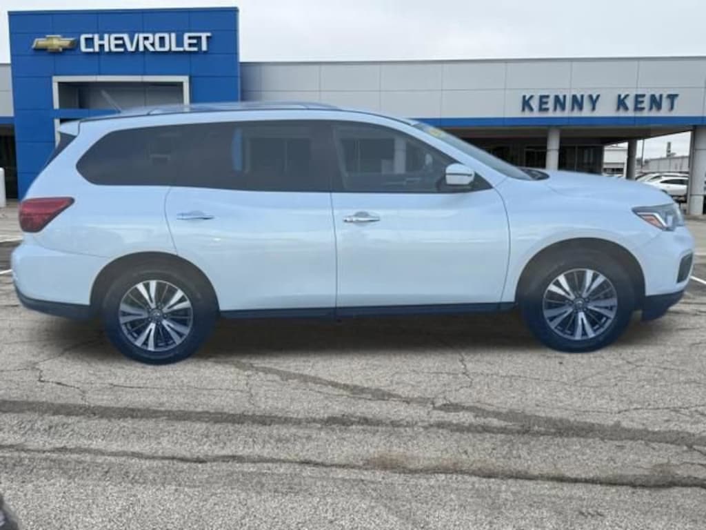 Used 2018 Nissan Pathfinder SV SUV
