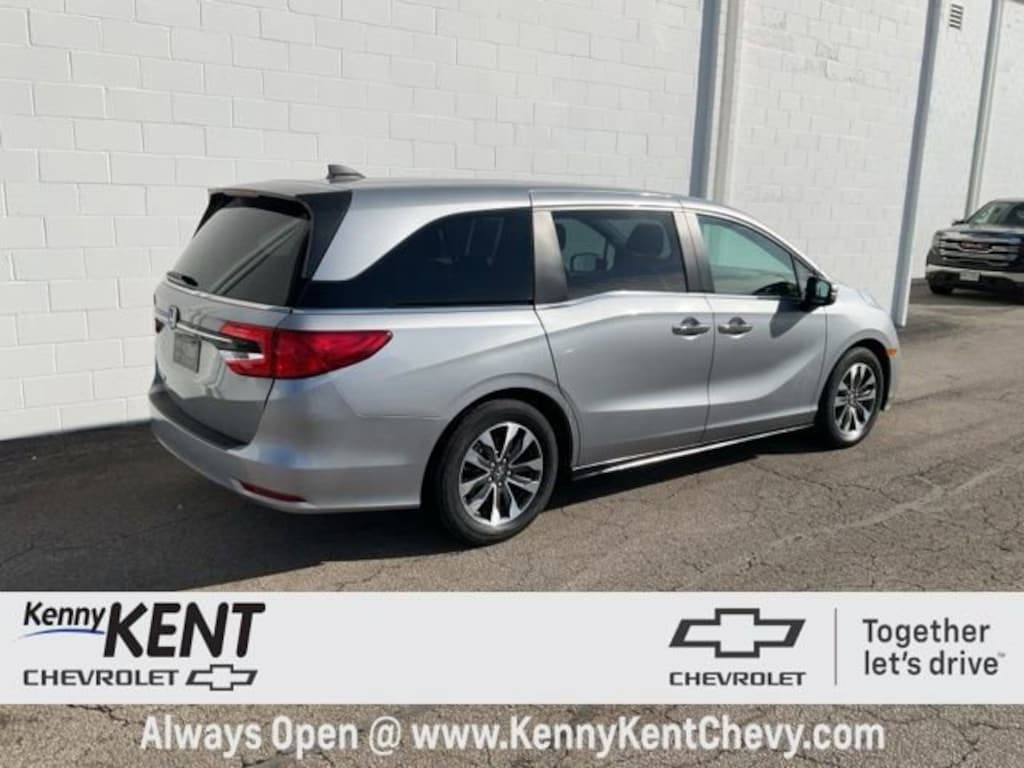 Used 2023 Honda Odyssey EX-L Van