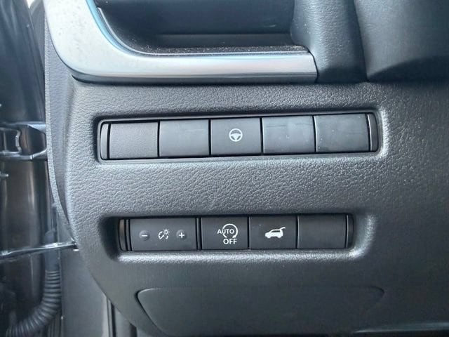 2025 Nissan Rogue SV - Photo 25