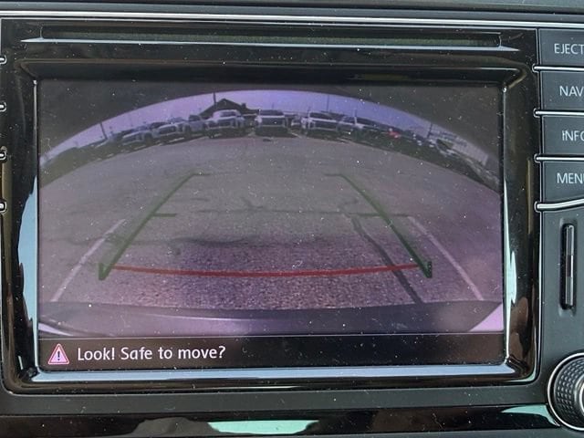 Used 2016 Volkswagen Tiguan SE with VIN WVGBV7AX7GW615386 for sale in Evansville, IN