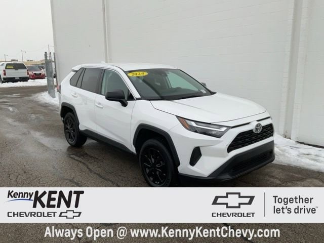 2024 Toyota RAV4 LE FWD