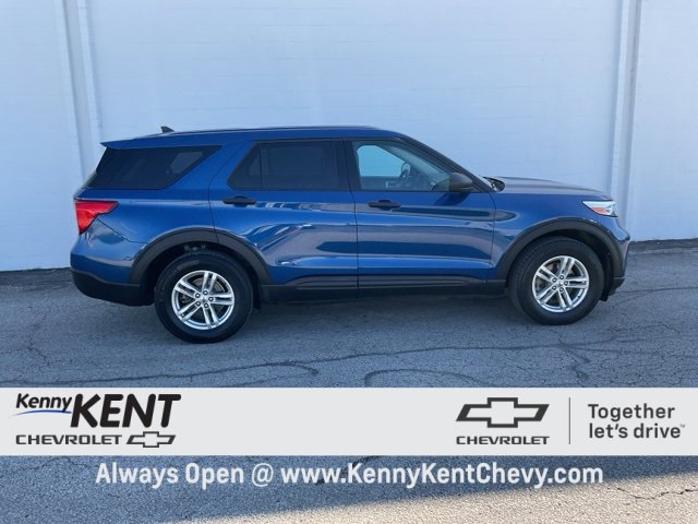 2022 Ford Explorer Base photo 2