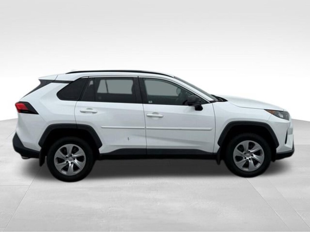 Used 2021 Toyota RAV4 LE SUV