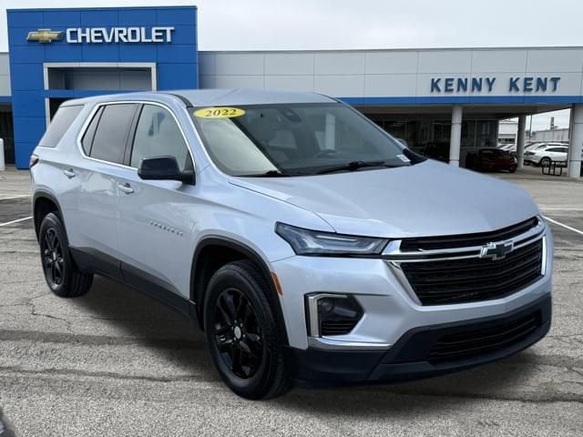 2022 Chevrolet Traverse FWD LS's photo
