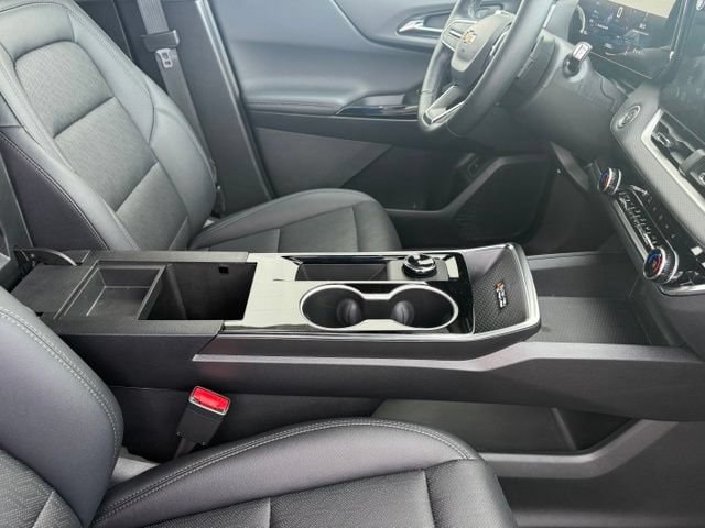 2026 Chevrolet Equinox LT - Photo 18