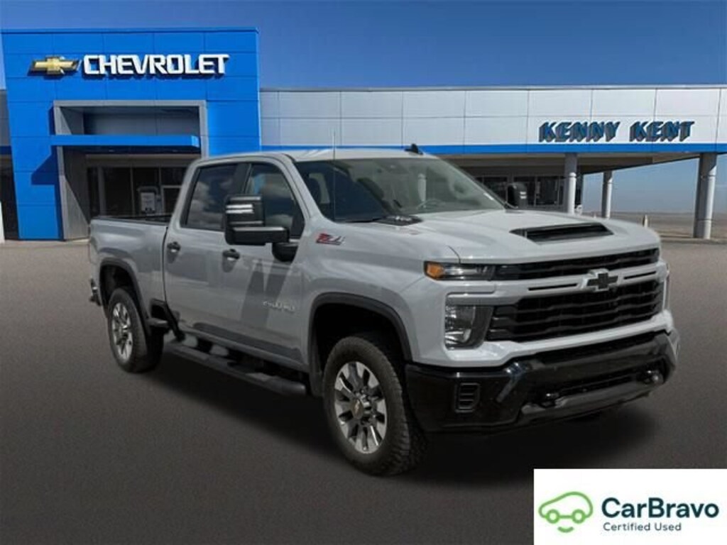 Used 2025 Chevrolet Silverado 2500 HD Custom Truck
