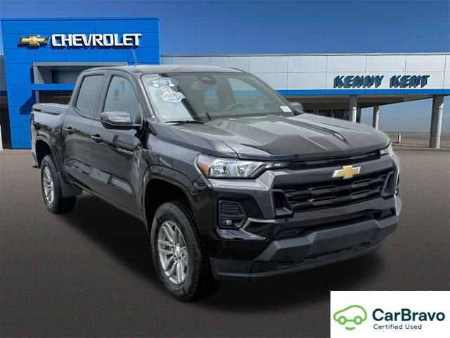 Black 2023 Chevrolet Colorado Pickup Truck Four-Wheel Drive Automatic