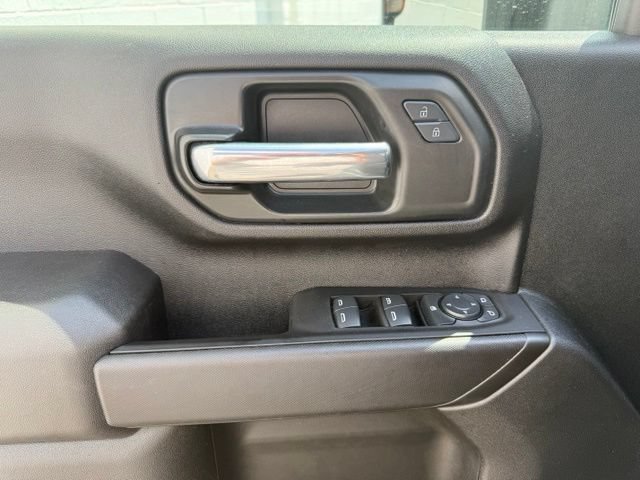 2025 Chevrolet Silverado 2500HD Custom - Photo 31