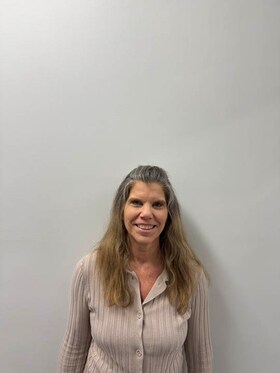 Staff member Valerie Lange from 5db037c8ef44