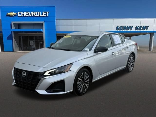 2025 Nissan Altima SV - Photo 29