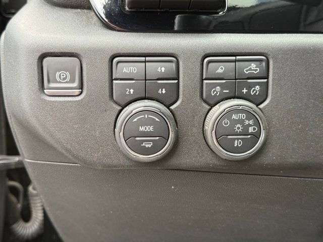 2024 Chevrolet Silverado 2500HD High Country - Photo 41