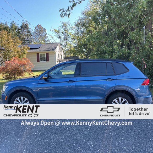 2018 Volkswagen Tiguan S photo 2