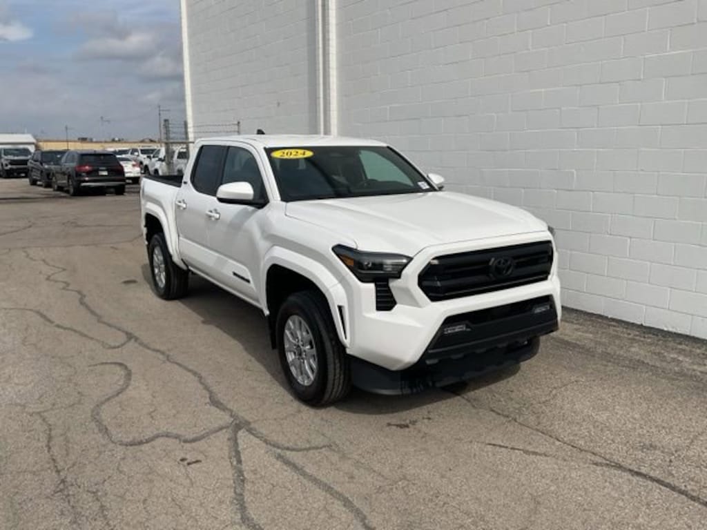 Used 2024 Toyota Tacoma SR5 Truck Double Cab