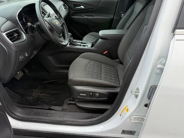 2024 Chevrolet Equinox LT - Photo 22