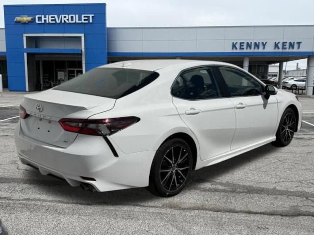 Used 2024 Toyota Camry SE Sedan