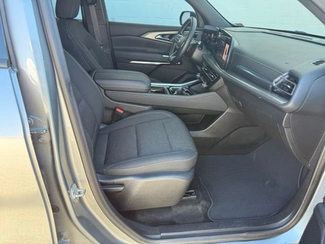 2024 Chevrolet Traverse 1LT - Photo 17