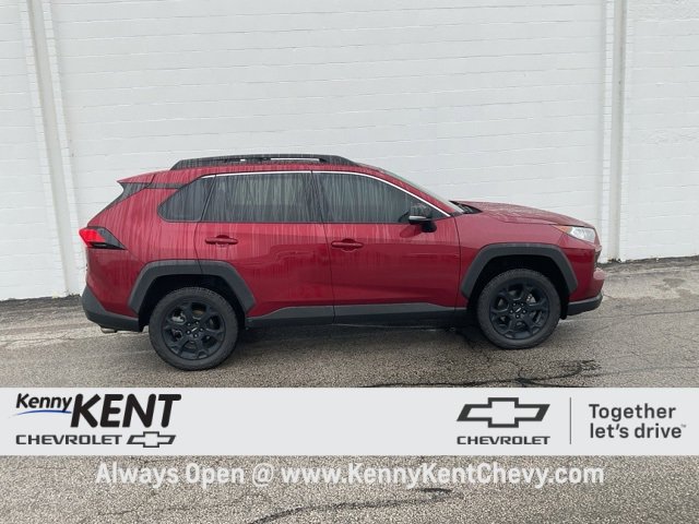 2020 Toyota RAV4 TRD Off-Road photo 2