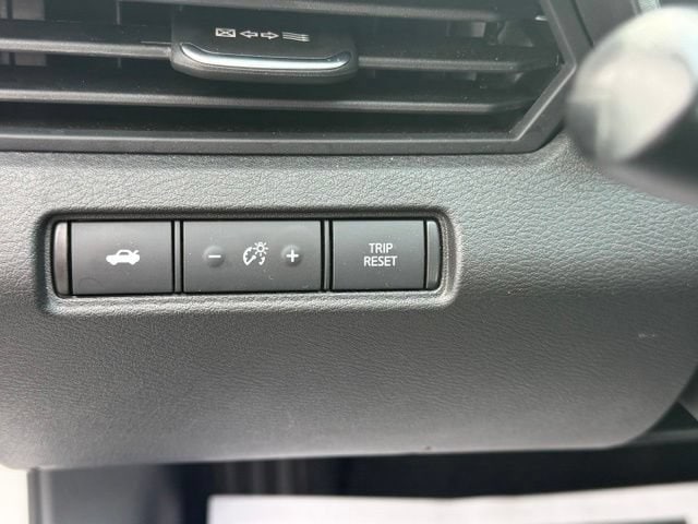2025 Nissan Altima SV - Photo 24