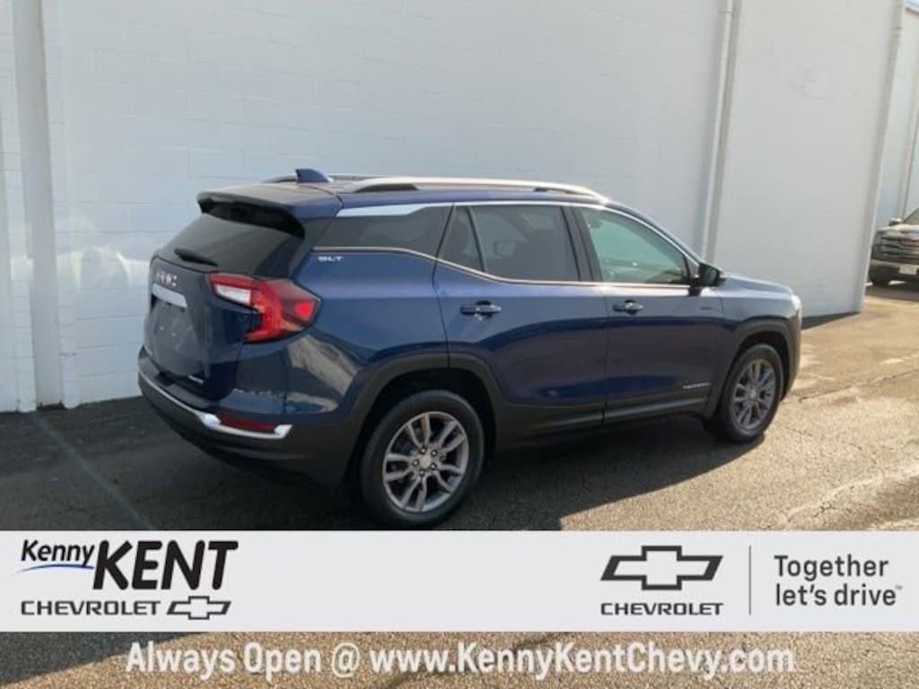 Used 2023 GMC Terrain SLT SUV