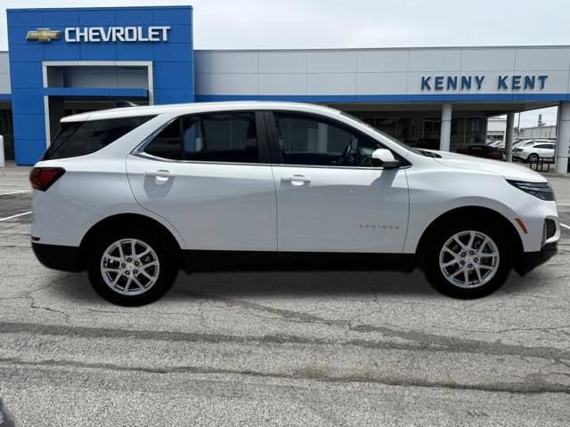 2024 Chevrolet Equinox LT - Photo 3