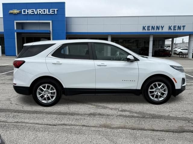 2024 Chevrolet Equinox LT - Photo 3