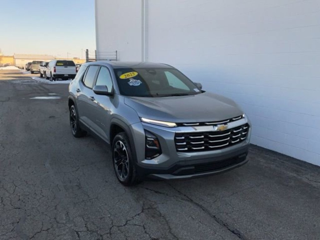 Used 2025 Chevrolet Equinox LT SUV