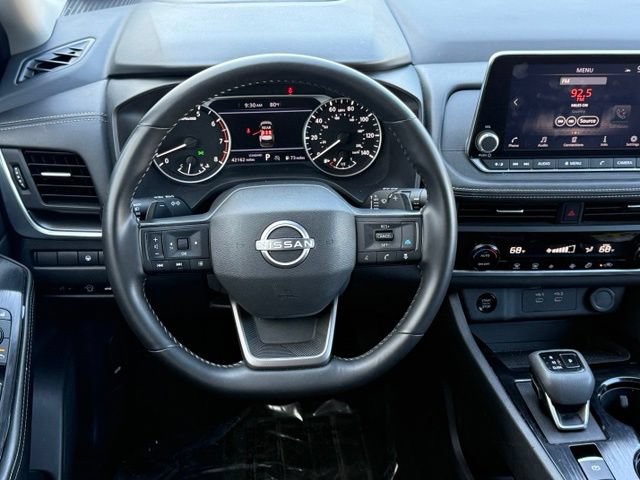 2025 Nissan Rogue SV - Photo 20