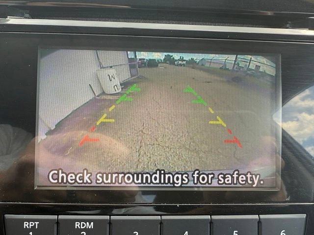 Used 2017 Nissan Rogue SV with VIN KNMAT2MV5HP518363 for sale in Evansville, IN