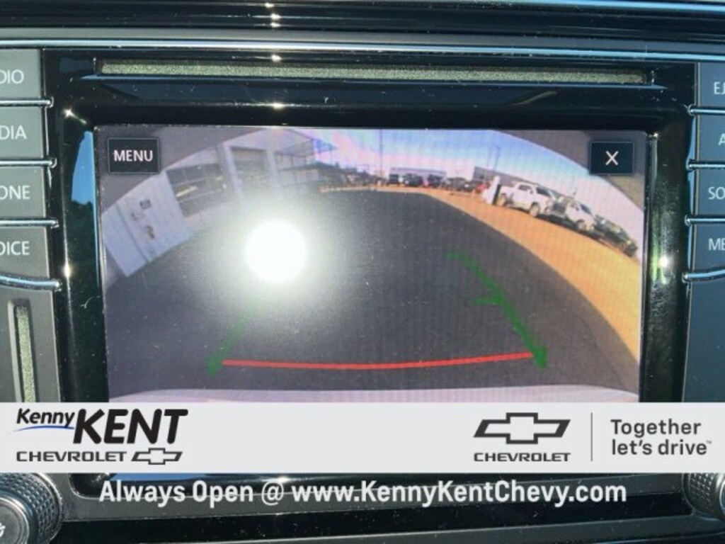 Used 2018 Volkswagen Passat 2.0T SE Sedan