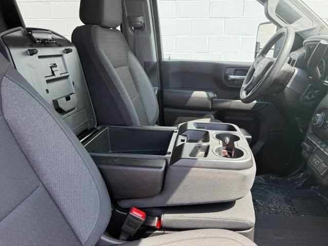 2025 Chevrolet Silverado 2500HD Custom - Photo 22