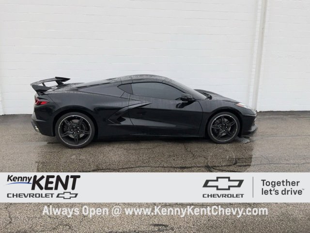 2020 Chevrolet Corvette Stingray 2LT photo 3