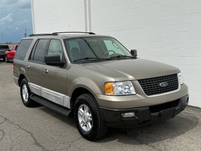2003 Ford Expedition's photo