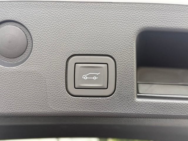 2026 Chevrolet Equinox LT - Photo 12