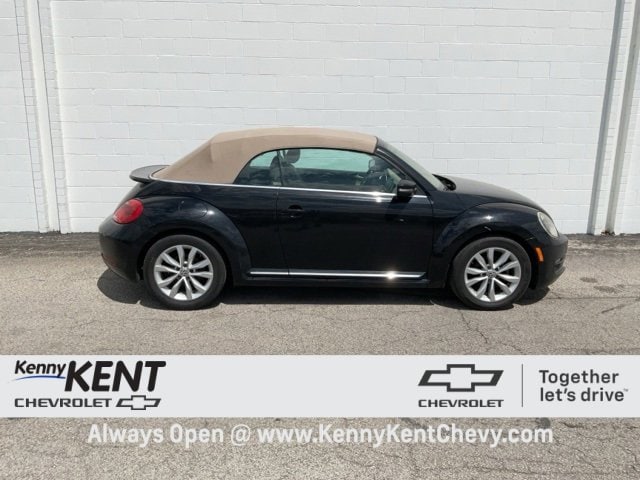 Used 2013 Volkswagen Beetle 2.5 with VIN 3VW5P7AT3DM800813 for sale in Evansville, IN