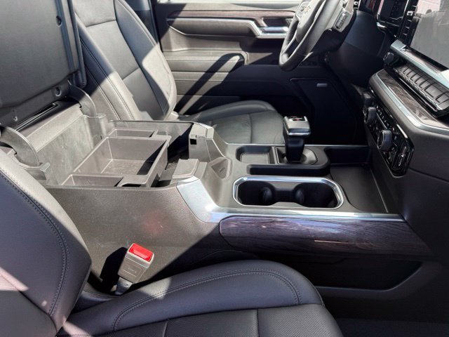 2024 Chevrolet Silverado 1500 LTZ - Photo 21