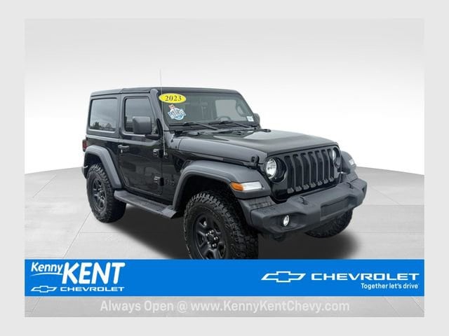 2023 Jeep Wrangler Sport's photo