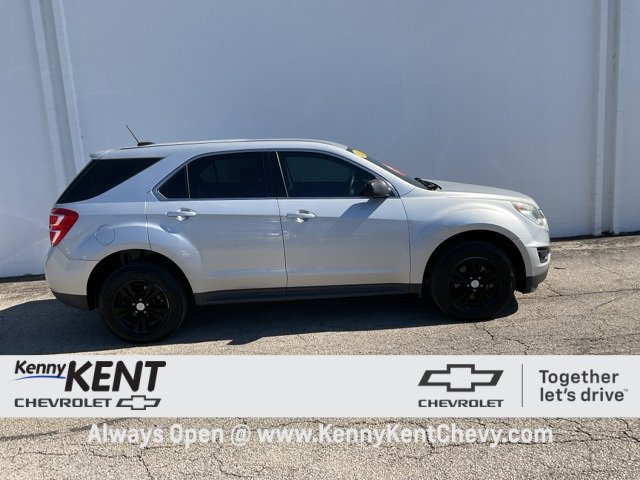 2016 Chevrolet Equinox LS photo 3