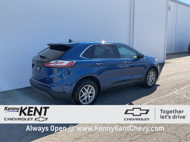2021 Ford Edge SEL photo 3