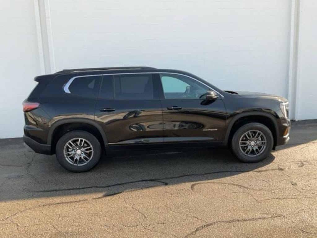 Used 2025 GMC Acadia Elevation SUV