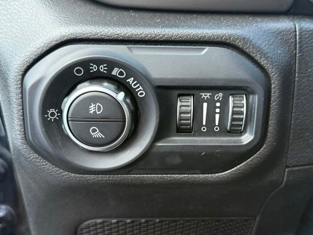 2020 Jeep Gladiator Sport S - Photo 24