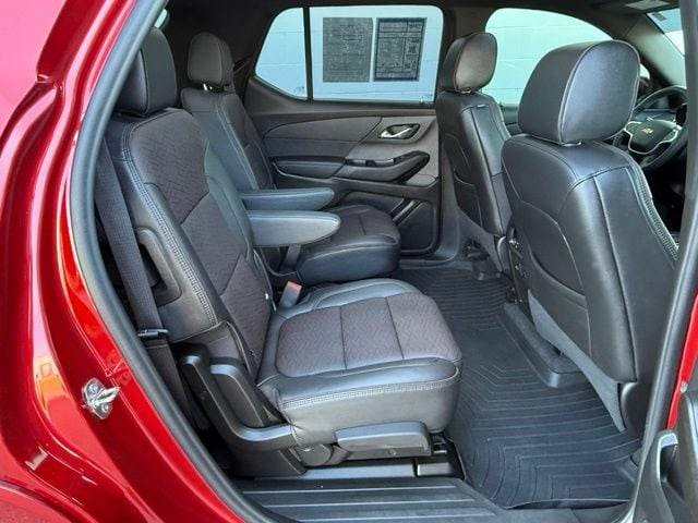 2023 Chevrolet Traverse High Country - Photo 17