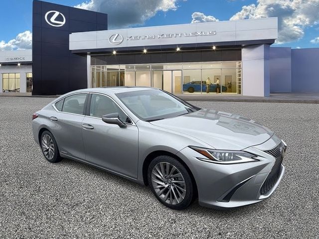 Silver 2019 Lexus ES Hybrid 300h Ultra Luxury FWD Sedan Front-Wheel Drive Continuously Variable Transmission