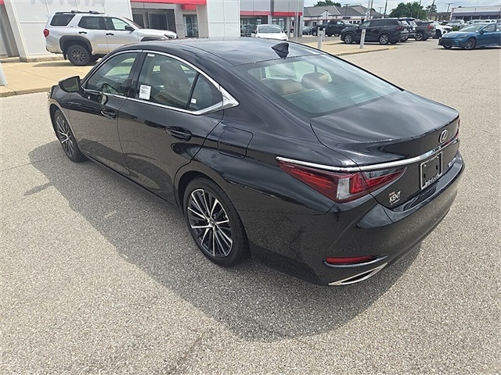 New 2025 Lexus ES 350 Base SEDAN