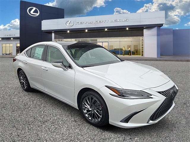 2025 Lexus ES 350 Ultra Luxury's photo