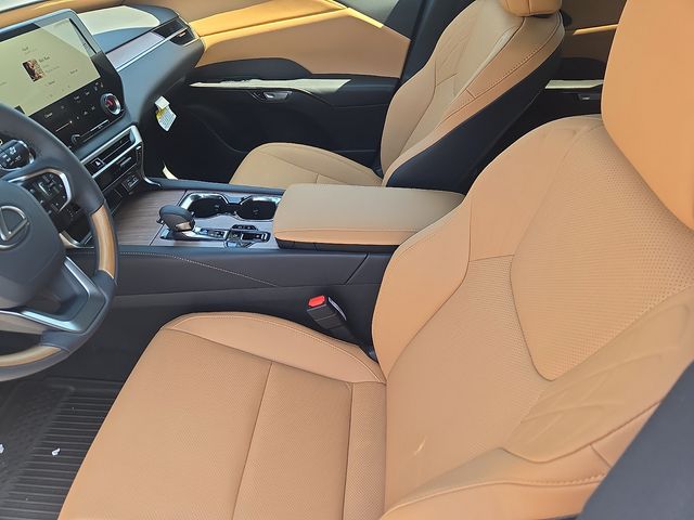 2026 Lexus RX 350 - Photo 12