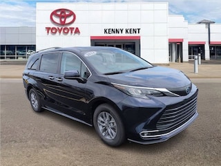 2024 Toyota Sienna XLE Van Passenger Van